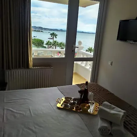 Otel Senar Ayvalı