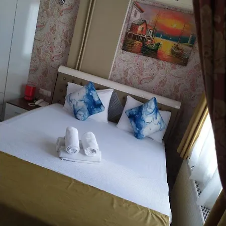 Otel Senar Ayvalı