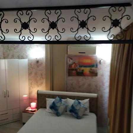 Otel Senar Ayvalı